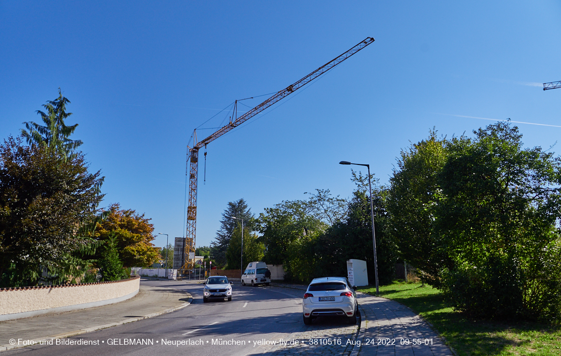 24.08.2022 - Baustelle an der Niederalmstraße 16 und Hugo-Lang-Bogen 13 in Neuperlach-Trudering